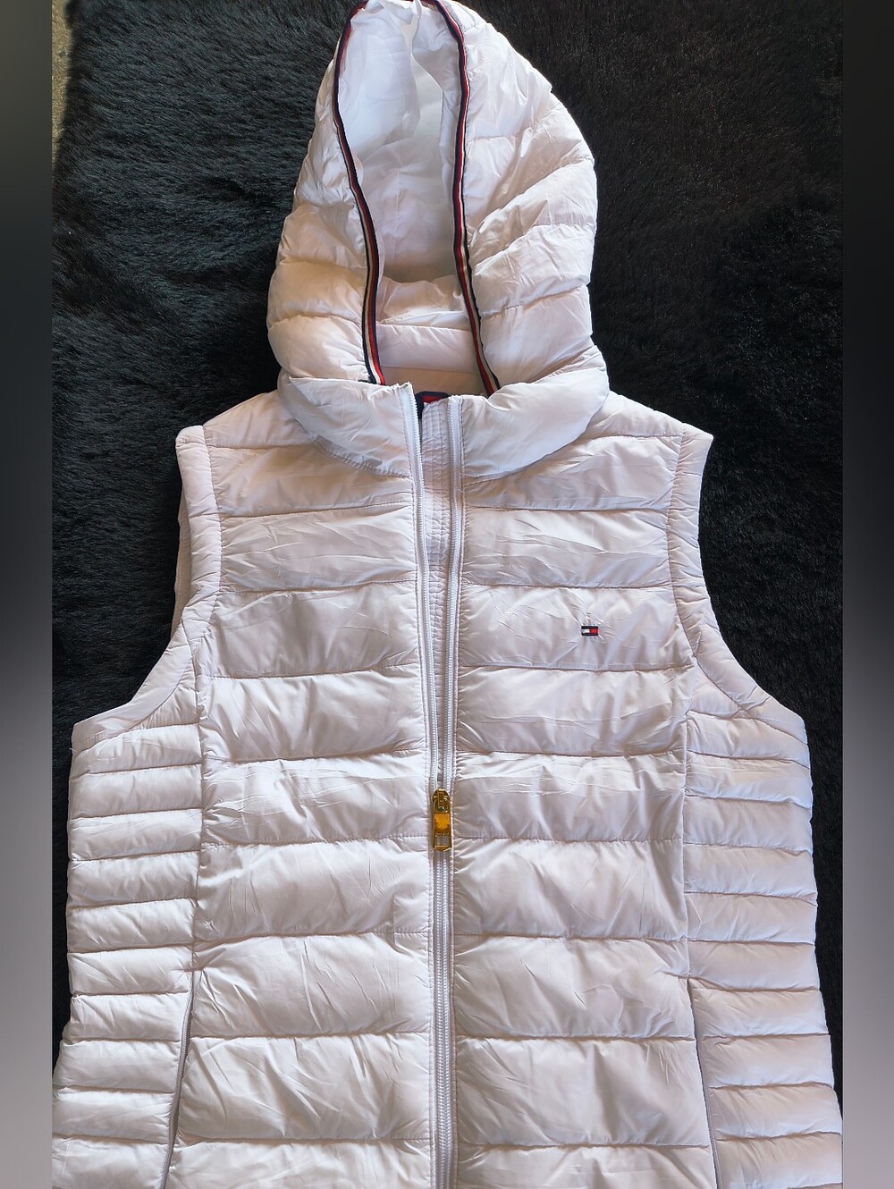 Tommy Hilfiger White Quilted Hooded Vest with Flag Logo